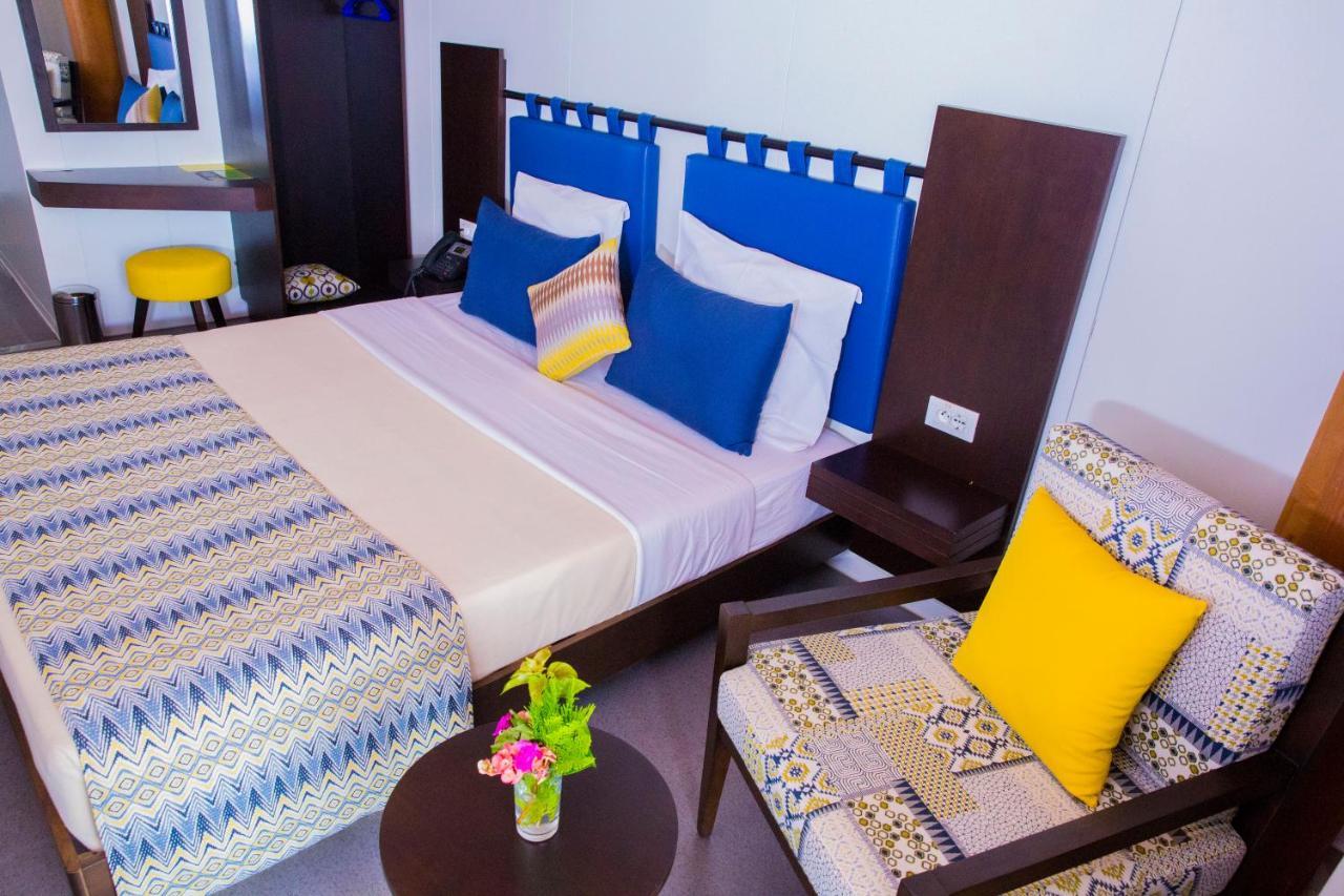 Dunia Hôtel Loumbila Ngoại thất bức ảnh