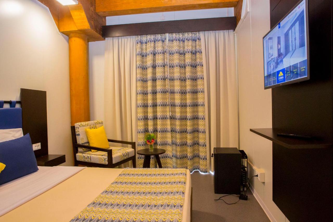 Dunia Hôtel Loumbila Ngoại thất bức ảnh