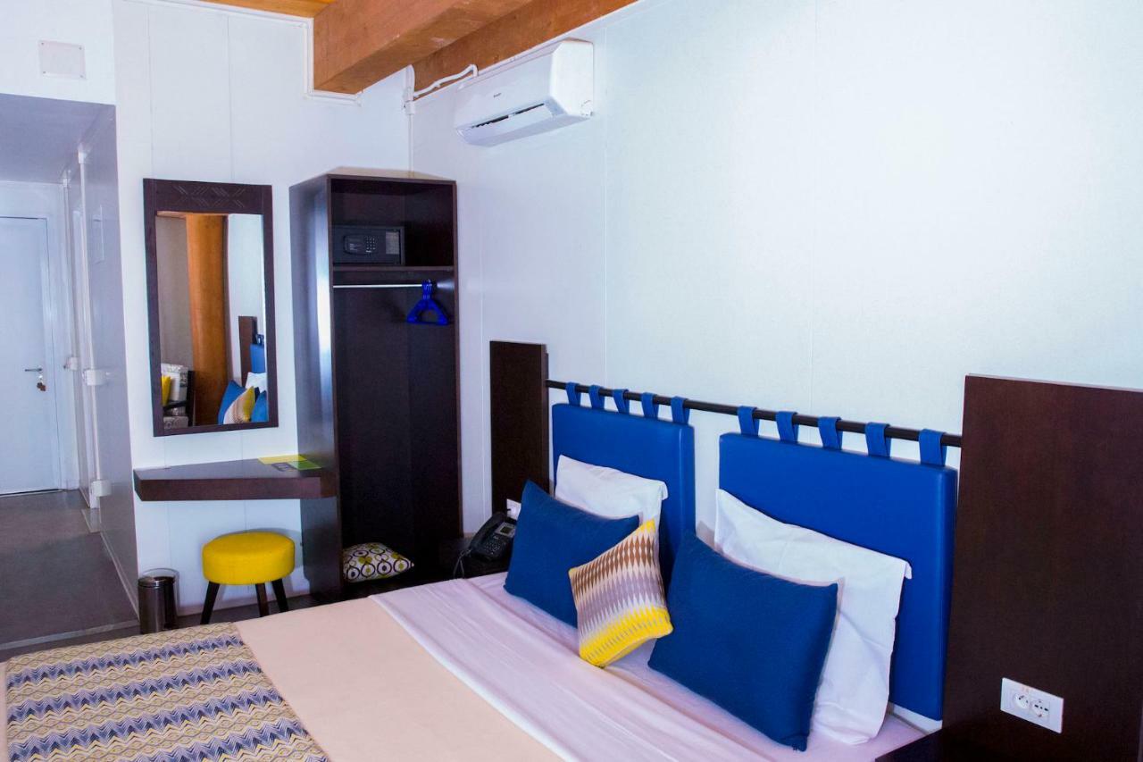 Dunia Hôtel Loumbila Ngoại thất bức ảnh