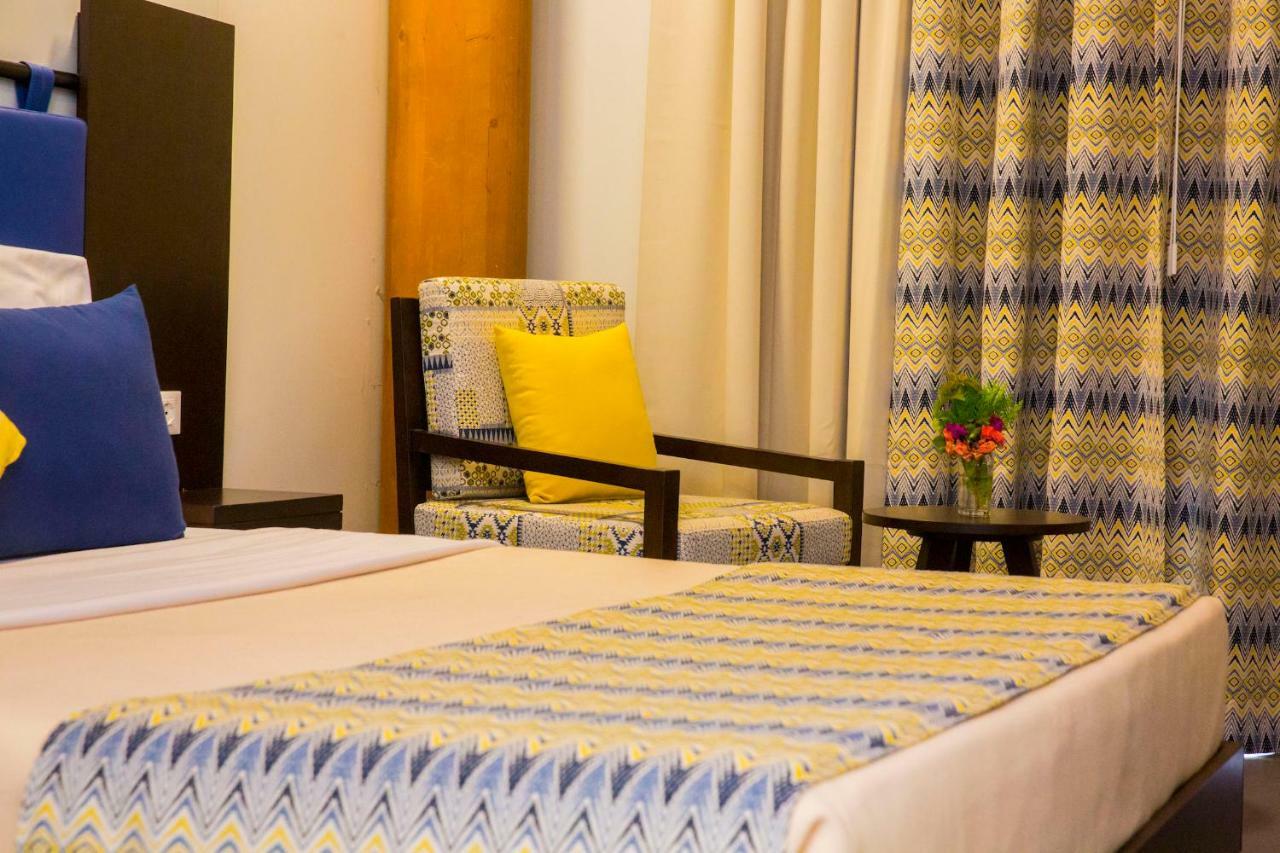 Dunia Hôtel Loumbila Ngoại thất bức ảnh