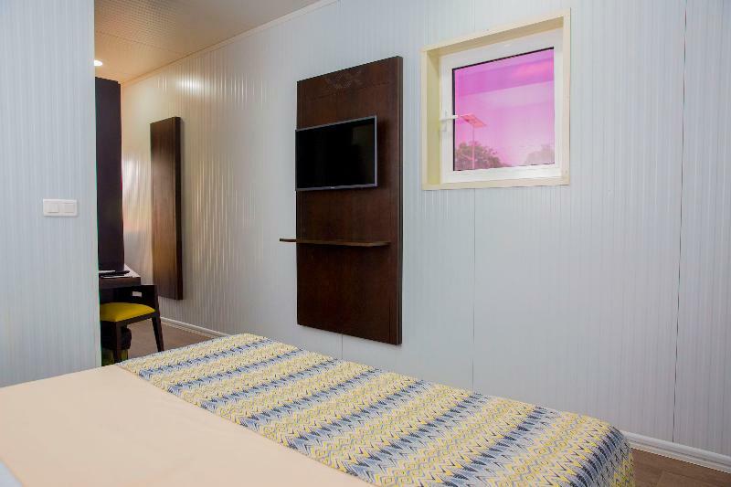 Dunia Hôtel Loumbila Ngoại thất bức ảnh